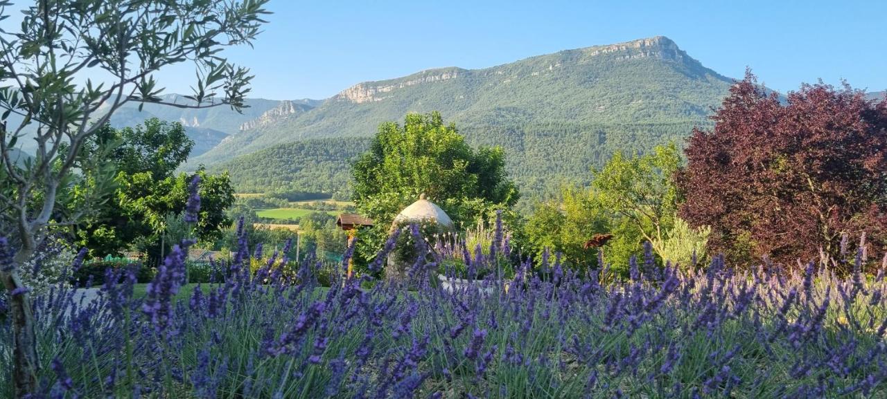 Mas Tulipe De Soie Panzió Bevons Kültér fotó