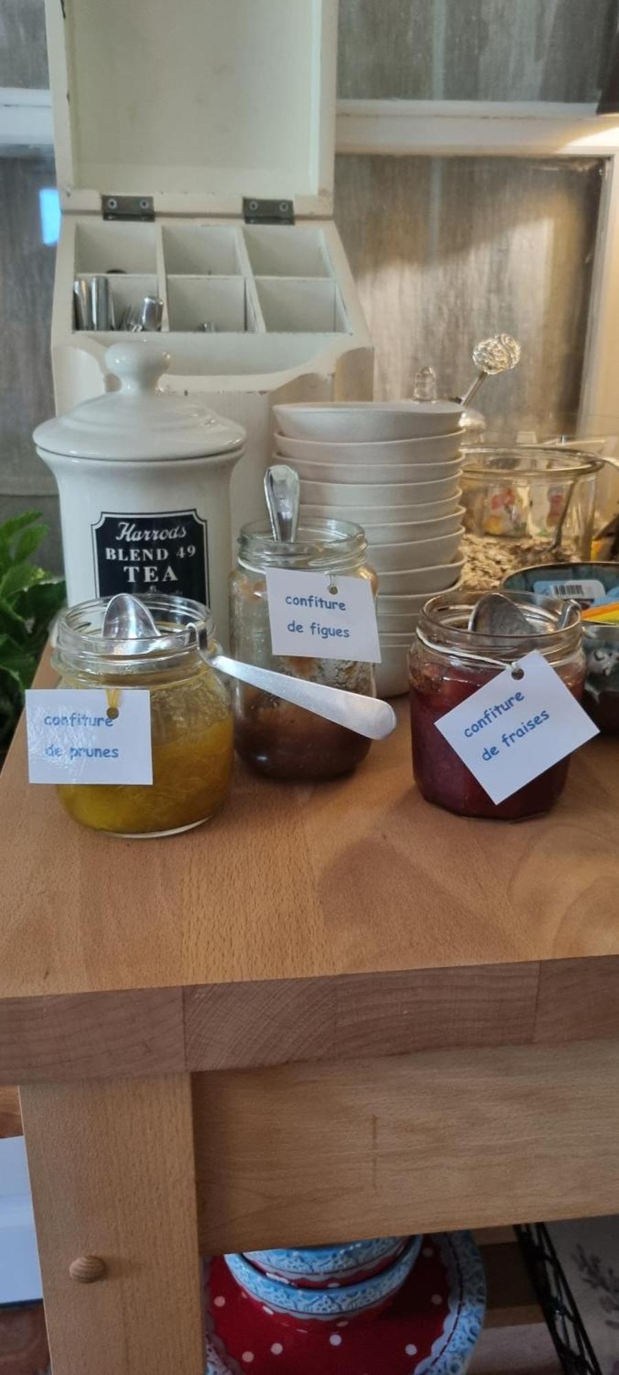 Mas Tulipe De Soie Panzió Bevons Kültér fotó